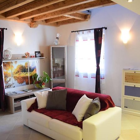 Casa Vacanza Cadorna Residence Тарвизио Экстерьер фото