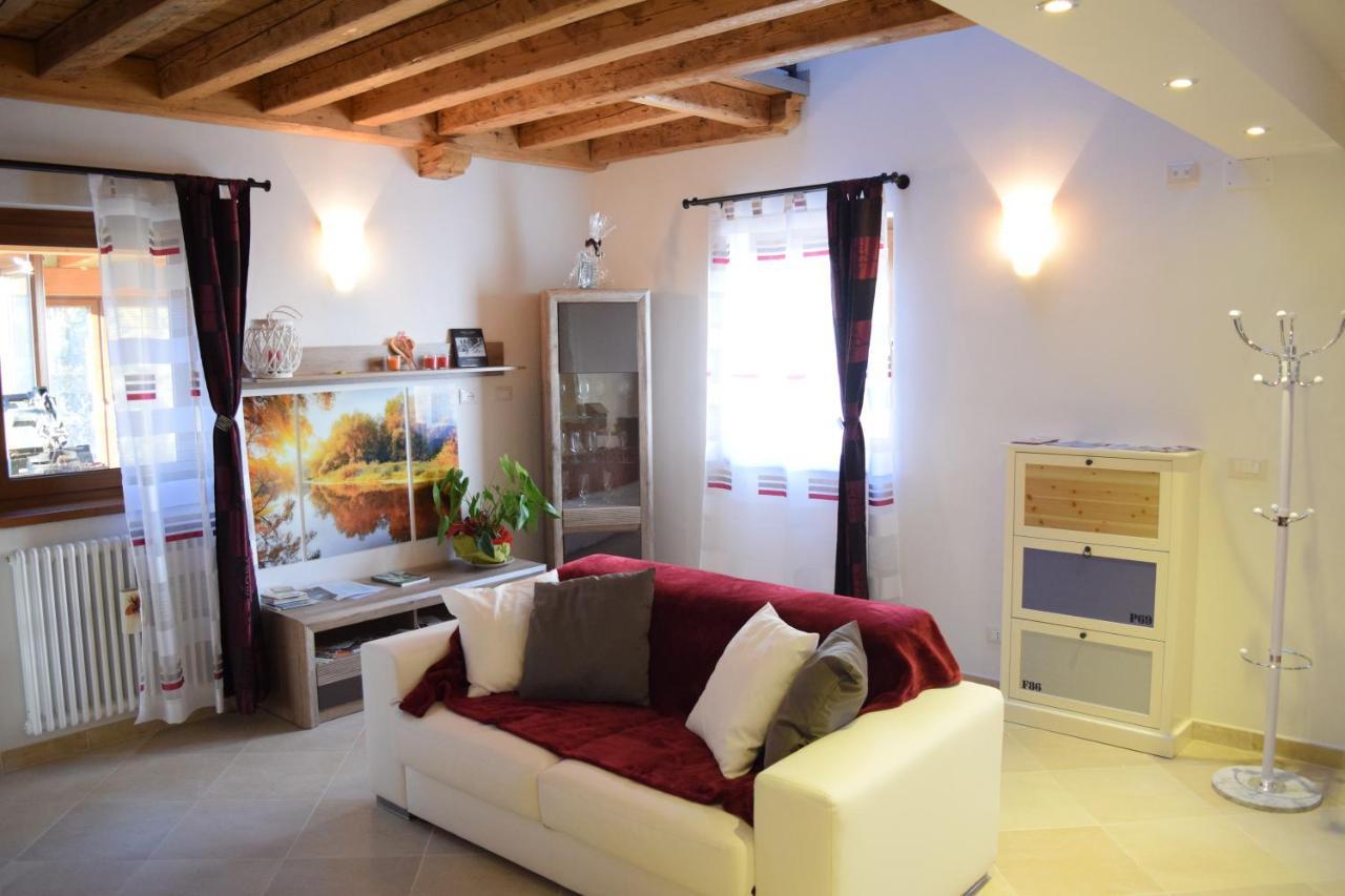 Casa Vacanza Cadorna Residence Тарвизио Экстерьер фото